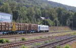 Railsystems RP 159 234 am 07.09.2024 mit einem Holzzug in Meiningen.