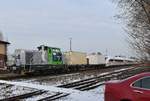 Am Stellwerk Rheindahlen West ist die 0650 146-0 mit einem ICE4 im Schlepp nach Wildenrath unterwegs, das Bild ist ein Notschu, da der Zug doch recht unerwartet aus Rheydt-Rangierbahnhof durch Rheindahlen gefahren kam. 3.3.2018