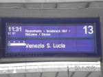 Zugzielanzeige in Mnchen Hbf vom EC 87 nach Venecia S. Lucia.24.03.2012