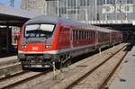 RE4040  München-Nürnberg-Express  von München Hauptbahnhof nach Nürnberg Hauptbahnhof macht sich am 13.8.2017 im Startbahnhof auf den Weg.