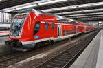 445 080-8 wartet am 14.11.2018 als RB59096 nach Nürnberg Hauptbahnhof im Münchener Hauptbahnhof auf Abfahrt.