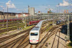 Unbekannt gebliebener 401 als ICE 502 nach Hamburg-Altona am 21.08.2022 in München Hbf.