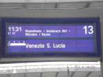 Zugzielanzeige in Mnchen Hbf vom EC 87 nach Venecia S.