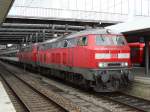 DB Regio 218 433-1 und 218 419-0 mit eine EC in München Hbf am 14.08.14