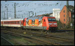 101054 Kinderlok fährt hier aam 23.4.2001 um 18.10 Uhr mit einem Intercity in Münster in Westfalen in Richtung Ruhrgebiet ab.