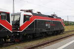 EBS 143 124-6 (91 80 6143 124-6 D-FWK) in einem Lokzug nach Karsdorf, am 16.06.2023 in Naumburg (S) Hbf.