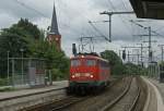 115 383-2 hat am 28.08.2008 auf dem Weg zum AW Neumnster in Neumnster Pbf