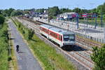 628 501 verlässt Niebüll in Richtung Husum.