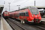 442 772-0 verlässt am 28.12.2017 als RE4988 nach Jena Saalbahnhof zusammen mit 442 803-3  Bad Staffelstein  als RE4988 nach Bamberg den Nürnberger Hauptbahnhof. 