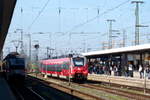 Während 442 277 glänzend in der Sonne stand, fristete die Vectron ein Schattendasein. 14.04.2018 Nürnberg Hbf