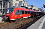 442 744-9 fährt am 15.11.2018 als S3 von Neumarkt(Oberpf) nach Nürnberg Hauptbahnhof aus dem Zielbahnhof aus.