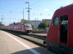 Zwei 610er erreichen den Nrnberger Hauptbahnhof.