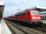 111 040 steht am 24.August 2012 mit dem RE 59215 nach Treuchtlingen im Nrnberger Hbf.