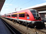 Modus-Wagen verkehren auch 2017 noch planmäßig in Franken. Hier ist ein RE aus Treuchtlingen mit 3 Doppelstockwagen (1997) und 2 Modus-Wagen im Nürnberger Hauptbahnhof angekommen.
Nürnberg Hbf, 13.06.2017.