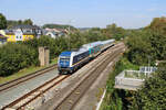 Alex 223 081 rollt mit einem RE2 (Hof Hbf - München Hbf) durch den Bahnhof Oberkotzau.