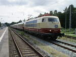 103 245,mit dem Sonderzug nach Göttingen,während der Pause,am 05.August 2023,in Binz.