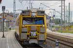 Messzug von DB Netz Instandhaltung durchfährt den Bahnhof Pasewalk in Richtung Stralsund. - 22.08.2016
