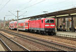 143 933-0 der S-Bahn Dresden (DB Regio Südost) als S 32746 (S2) nach Dresden Flughafen steht im Startbahnhof Pirna auf Gleis 3 (Bahnsteig 1).
[8.12.2019 | 14:53 Uhr]