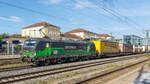 91 80 6193 275 mit einem KLV-Zug bei der Durchfahrt durch Regensburg Hbf in Richtung Nürnberg am 01.05.2024.