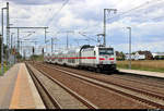 Nachschuss auf 146 553-3 DB als IC 2036 (Linie 56) von Leipzig Hbf nach Emden Hbf, der den Bahnhof Rodleben auf der Bahnstrecke Trebnitz–Leipzig (KBS 254) durchfährt.
[10.8.2019 | 14:22 Uhr]