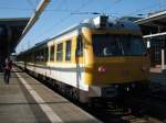 Am 22.03.2011 berraschte 719 04- (die BR-Ziffern konnte ich nicht erkennen) mit einem Besuch in Rostock Hbf. An der Seite stand Profilmesszug.