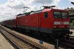 Hier 114 005 mit einem RE5 (RE4361) von Rostock Hbf. nach Lutherstadt Wittenberg, dieser Zug stand am 26.7.2015 in Rostock Hbf.