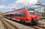 442 845-4 ist am 28.7.2016 als RB12 (RB13261) von Rostock Hauptbahnhof nach Ribnitz-Damgarten West unterwegs.