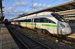 411 513-5  Hansestadt Stralsund  fährt am 15.12.2019 als ICE1675 von Ostseebad Binz nach Frankfurt(Main) Hauptbahnhof in den Rostocker Hauptbahnhof ein.