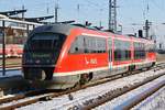 642 051-6 macht sich am 31.01.2021 als RB12 (RB13241) nach Graal-Müritz im Rostocker Hauptbahnhof auf den Weg. 