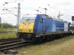 Hier 146 520-2 mit ihrem Inter Connex nach Leipzig,am 27.6.2009  bei der Ausfahrt aus dem Rostocker Hbf.