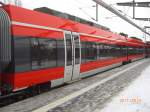 Neue S-Bahnen für Rostock: BR 442 Mittelwagen mit S1 nach Warnemünde in Rostock Hbf am 30.01.2013