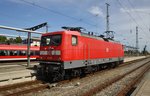 Lokwechsel am RE1, 120 204-3 brachte den Zug aus Hamburg nach Rostock.