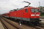 112 104 steht am 4.9.2016 mit einem RE5 (RE4365) Rostock Hauptbahnhof-Rangsdorf im Startbahnhof bereit.