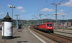 DB 187 130 mit einem gemischten Gterzug Richtung Bamberg, am 24.08.2022 in Saalfeld (S).