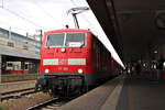 Zum Abschied des Murgtäler Radexpress, gab es am 23.10.2022 eine Mitarbeiter-Sonderfahrt von Heidelberg nach Trier und zurück. 111 189 ist hier auf der Fahrt nach Heidelberg beim Zwischenstopp in Saarbrücken Hbf zu sehen.