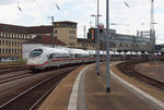 ICE 407 013-2 kam Lz aus Frankreich und muss im Hbf. Saarbrücken auf eine freie Trasse in Richtung Mannheim warten. 12.07.2016