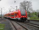 Aus Lichtenfels kam,am 17.April 2024,der 462 543 in den Zielbahnhof Sonneberg gefahren.Aufgenommen vom Bahnsteig.