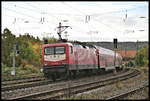 DB 112024-5 erreicht hier am 28.10.2023 u11.29 Uhr mit dem RE nach Treuchtlingen den Bahnhof Steinach bei Rothenburg ob der Tauber.