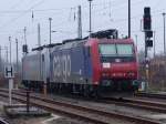 482 020-5 von SBB Cargo+186 108 von Railpool warten im Bahnhof Stendal auf Ihren nchsten Einsatz.(20.11.10)