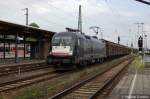 ES 64 U2-037 (182 537-1) MRCE im Dienst fr die TX Logistik AG mit Habiis Ganzzug in Stendal. 11.06.2011