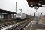 185 539-4 TXL - TX Logistik AG mit einem Ganzzug von Pordenone (Italien) nach Rostock, bei der Durchfahrt in Stendal. 16.02.2013 