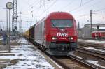 270082 (223 103-3) OHE - Osthannoversche Eisenbahnen AG mit einem leeren Holzzug, bei der Durchfahrt in Stendal und fuhr in Richtung Magdeburg weiter.