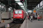 Einfahrt am 10.05.2013 eines RE von Ulm Hbf nach Mosbach-Neckarelz. Am Tag der Aufnahme zog 146 208-4 den Zug.