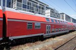 Doppelstockwagen DBuza 747.4 (DB Regio AG / VB Württemberg), aufgenommen im Juni 2016 in Stuttgart Hbf. Wagennummer: 50 80 25 - 33 069 - 9 (Unt WW X: 14.04.2016), beheimatet in Stuttgart Hbf.