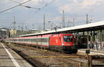 ÖBB 1116 151 erreicht mit einem EuroCity den Stuttgarter Hauptbahnhof am 14.