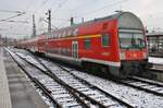 RB19968 von Stuttgart Hauptbahnhof nach Heilbronn Hauptbahnhof fährt am 4.1.2019 aus dem Startbahnhof aus.