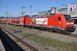 146 220-9 schiebt am 01.06.2019 den RE4204 von Ulm Hauptbahnhof in den Stuttgarter Hauptbahnhof.