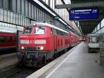 Br.218 mit IRE4233 nach Lindau Hbf, im Bahnhof Stuttgart Hbf.