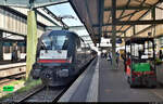 182 534-8 (Siemens ES64U2-034) wartet als TRI-Ersatzzug auf Ausfahrt in Stuttgart Hbf auf Gleis 3.