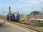 Die E10 121 stand am 13.Oktober 2007 im Stuttgarter Hbf abgestellt.